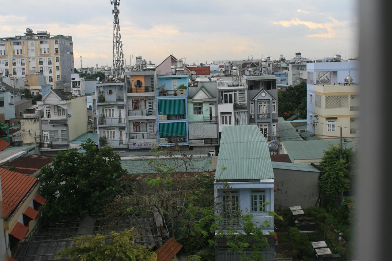 Hotel MTT Ho-Chi-Minh-Stadt Exterior foto